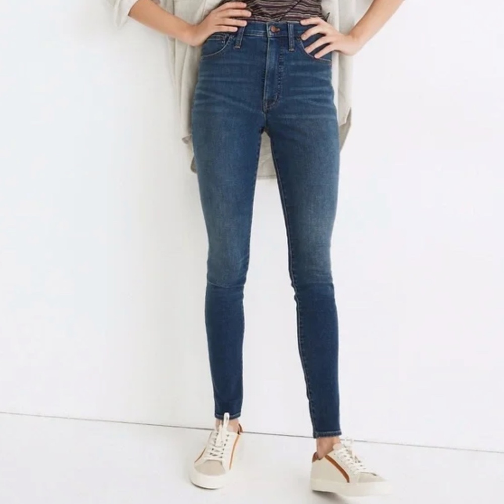 Madewell 10" High-Rise Roadtripper Supersoft Jeans in Playford Wash Size 16W